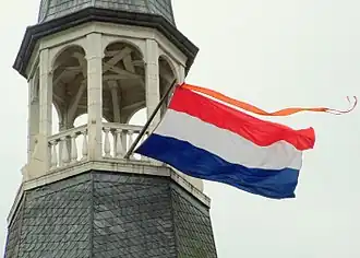 Vlag en oranje wimpel