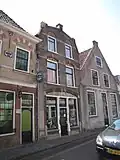 Winkelwoonhuis