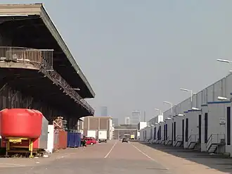 Overzicht van de Keilestraat met links het Katoenveem op nummer 39 (rijksmonument)