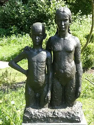 Twee kinderen in april 2011