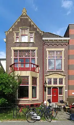 Herenhuis (1914) in Groningen (2011)