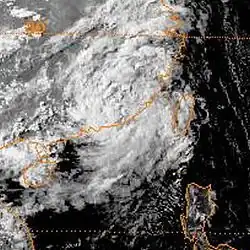 Foto of weerkaart van orkaan