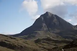 Sàil Gharb vanaf de A894