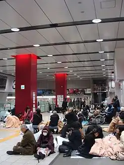 Gestrande reizigers in Tokio