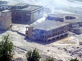 Kantoorgebouwen na de uitbarsting (2012)