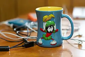 Marvin the Martian afgebeeld op een mok.