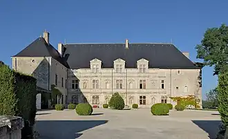 Château de Montbras