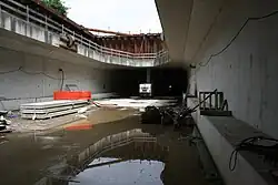 Het tijdelijke gat in het tunneldak bij de Sixhaven, juni 2013.