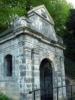 Sint-Antoniuskapel (1681) met wapensteen Van Bocholtz, Sint-Pietersberg