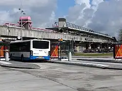 Busstation aan de zuidzijde in 2013