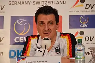 Giovanni Guidetti als coach van de Duitse volleybalploeg