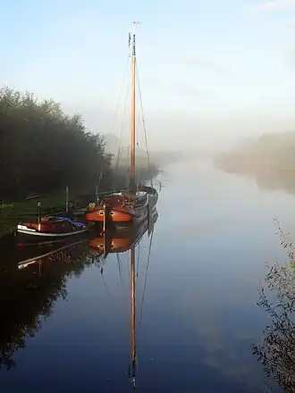 Galgenrak bij het gemaal Streukelzijl in de ochtendnevel