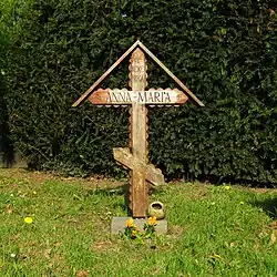 Russisch-orthodoxe houten grafzerk (2014)