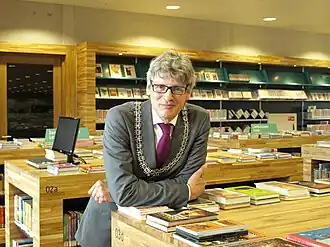 Bolsius tijdens de opening van het Eemhuis in 2014