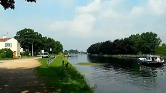 De Zuid-Willemsvaart ter hoogte van de Brugstraat