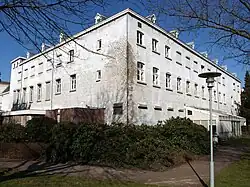 Ziekenhuisvleugels vanaf het Klevarieterrein