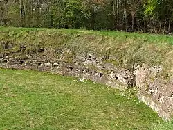 Caponnière tegenover de saillant van de couvreface