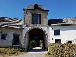 Poortgebouw, veldzijde