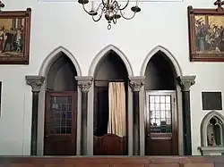 Ingebouwde biechtstoel