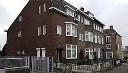 Herenhuizen even zijde