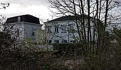 Portiersloge en directievilla