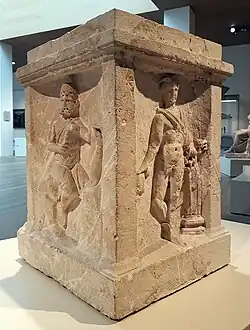 Viergodensteen uit Keulen-Weiden