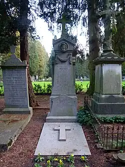 Grafmonument Marres-Hustinx