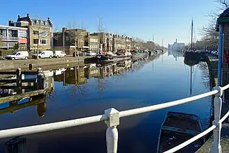 Zicht vanaf de 1e Kanaalsbrug over het Nieuwe Kanaal in oostelijke richting (2020)