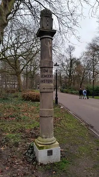 De limietpaal met opdruk (december 2019)