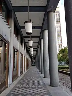 Laagbouwcolonnade