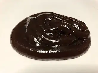 Een klodder barbecuesaus