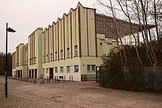 Buitenkant van het stadion.