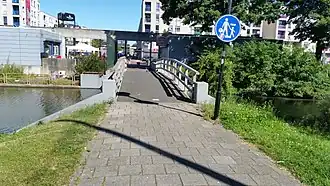 Voetbrug Jean-Paul Sartrebrug (augustus 2020)