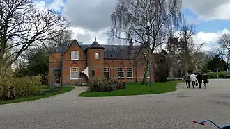 Voorgevel Dienstwoning(-en) (maart 2020)