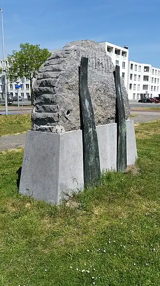 Maria Planeta Citta met op achtergrond Dostojevskisingel (mei 2020)