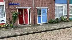 Van der Vijverstraat 23 (rood) en 25 (blauw)