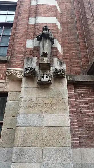 Standbeeld Joost van den Vondel (augustus 2020)