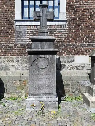 Graf van Franz Corneli[noot 1] bij de Sint-Lambertuskerk in Kerkrade