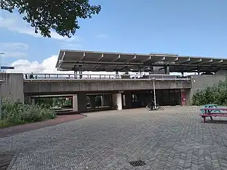 Dalsteinmetrobrug vanaf gelijknamige dreef (augustus 2021)