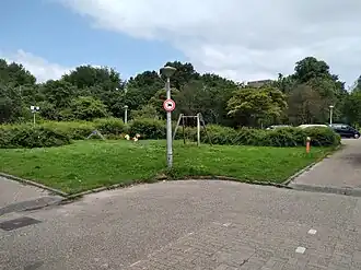 Een van de zaagtanden van het Dirkhornplantsoen (juli 2021)