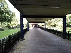 Droogloper naar parkeergarage (augustus 2021)