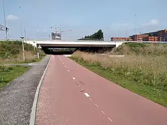 Zuidelijke ingang van de Haarlerbergpadbrug (augustus 2021)
