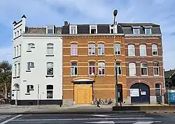 Wilhelminasingel 127 en Akerstraat 18-20