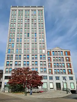 Zuidzijde (met kopgevel laagbouw)