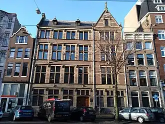 Voorgevel Nieuwezijds Voorbrugwal 104-108 (januari 2021)