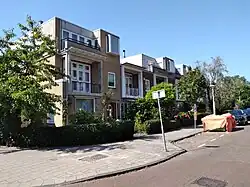 Huisnummers 24-42 van Van Empt en Teunisse (september 2021)