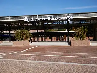 Entree station vanaf de westkant