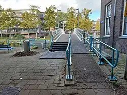 Amsterdam: Brug vanuit de Derde Wittenburgerswarsstraat (oktober 2022)