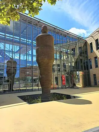 Een mens van water (maar dan droog; juni 2022)