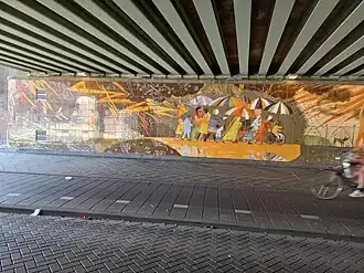 Fragment van Samen zijn wij Oost (zuidelijke wand, augustus 2022)